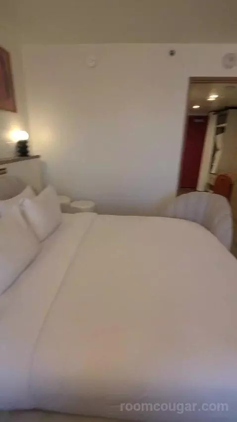 Chamber King (#31021) bed picture #12
