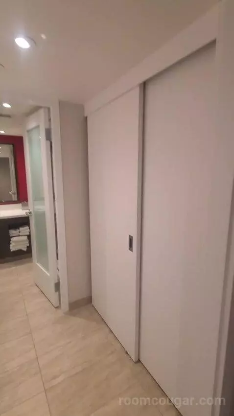 Resort Studio Suite, 1 King (734A) picture #16