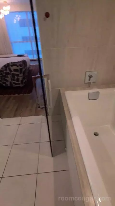 Ruby Chamber King (#10711) bathroom picture #3