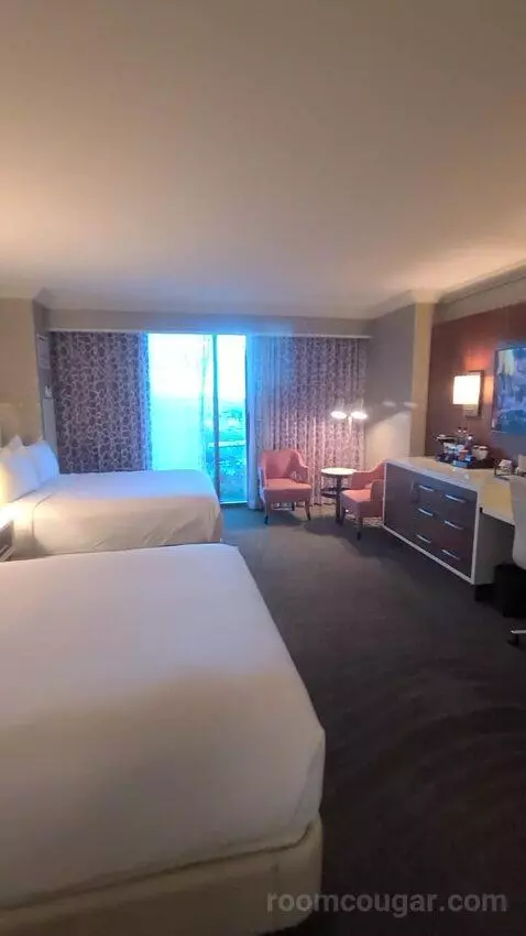 Mandalay Bay Resort Two Queen Strip View review by travelingonabudget
