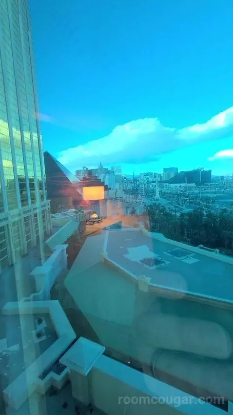 Resort Two Queen Strip View (#11217) view picture #6