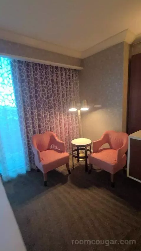 Resort Two Queen Strip View (#11217) picture #8