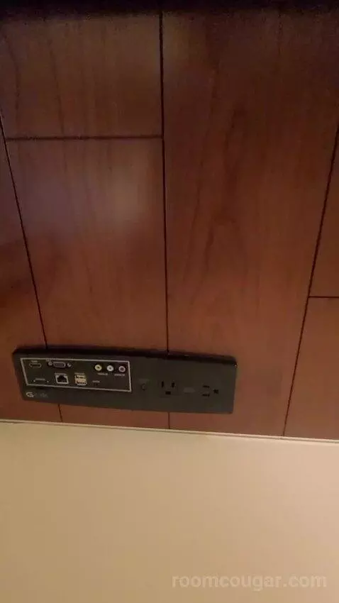 Resort Two Queen Strip View (#11217) picture #10