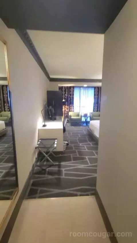 Tower Premier King (#4322) picture #3