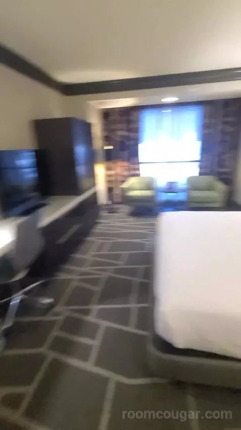 Tower Premier King (#4322) bed picture #2