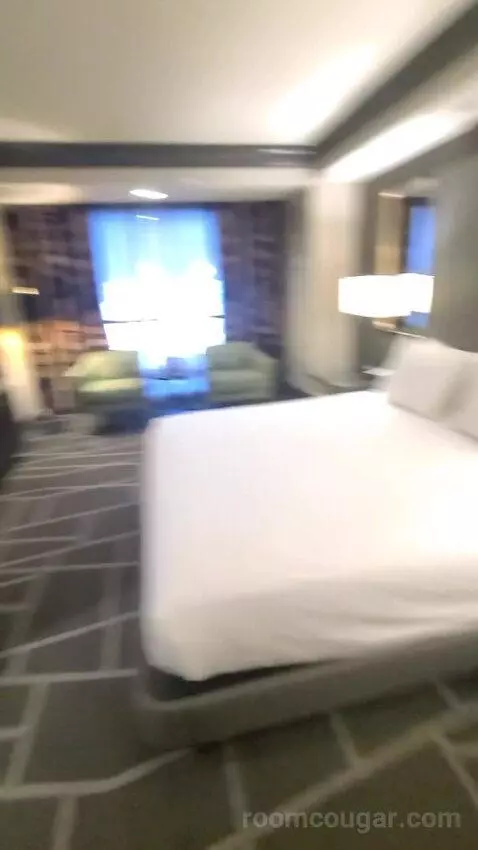 Tower Premier King (#4322) bed picture #4